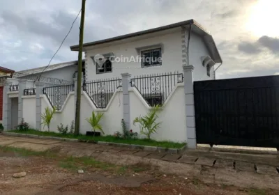 Vente villa duplex à yassa cité chirac