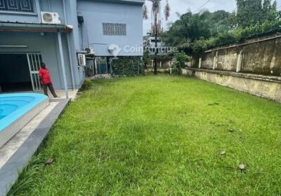 Location villas 12 pièces – Douala