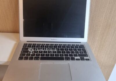 MacBook Air 256G/8G Ram 2017