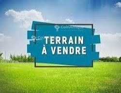 Terrain 352m² – Bonapriso Lycée Mongo