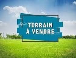 Terrain 400m² – Makepe Marie Lumière