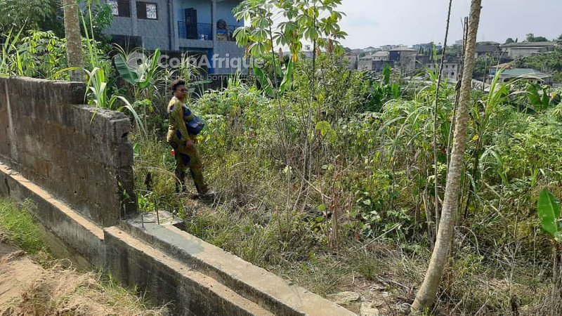 Terrain titré 500m² à yassa Maetur