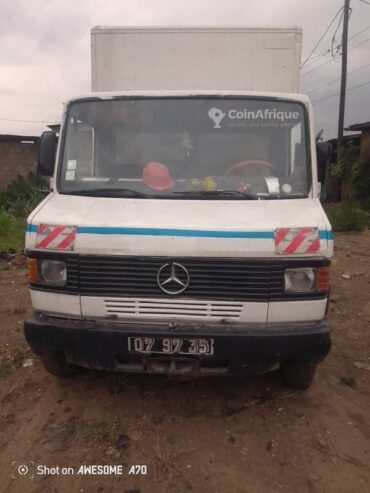 Mercedes Benz 609 1998 camionette