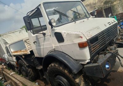 Mercedes-Benz Unimog 1998