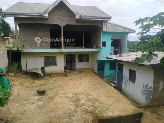 Vente maison 3 pièces – Douala