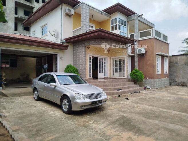 Vente villa duplex 7 pièces – Japoma