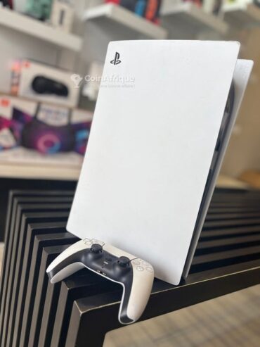 Playstation 5 + 2 manettes