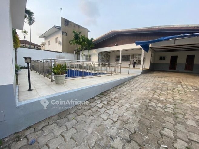 Location villa 5 pièces – Bonapriso