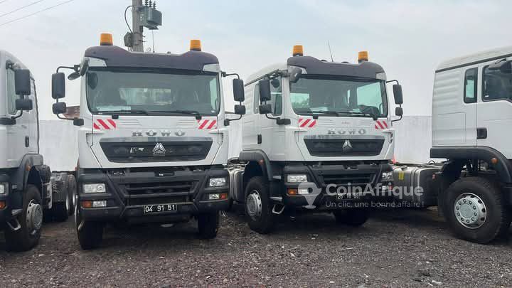 Camion Howo Sinotruk TX 380 2023