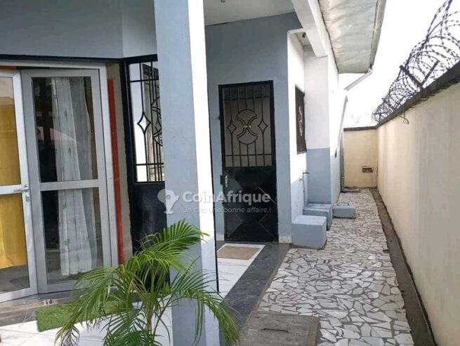 Vente villa 3 pièces – Douala