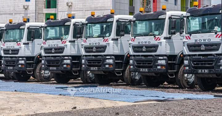 Camion Howo Sinotruk TX 380 2023