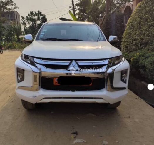 Location Mitsubishi L200 2020