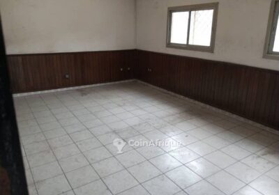 Location villa 4 pieces – Bonapriso Hydrocarbure