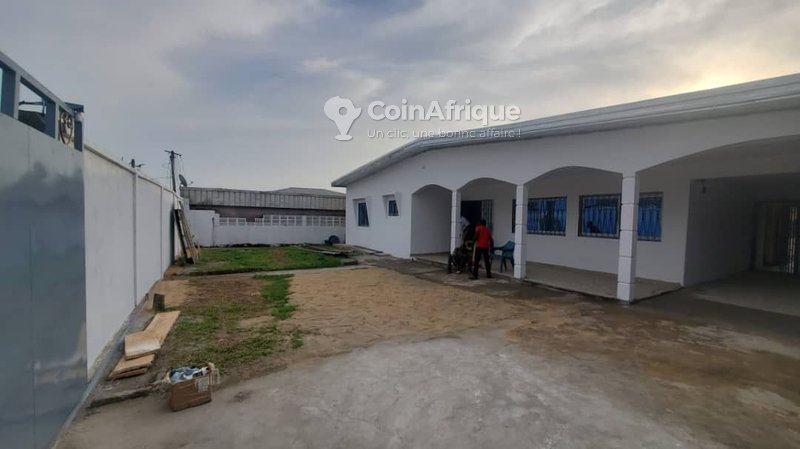 Location  villa  6 pièces – BP Cite