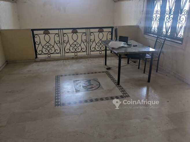Location villa duplex – Bonamoussadi