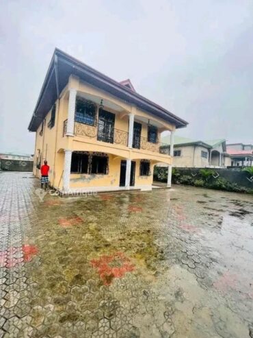 Location villas 6 pièces – Douala