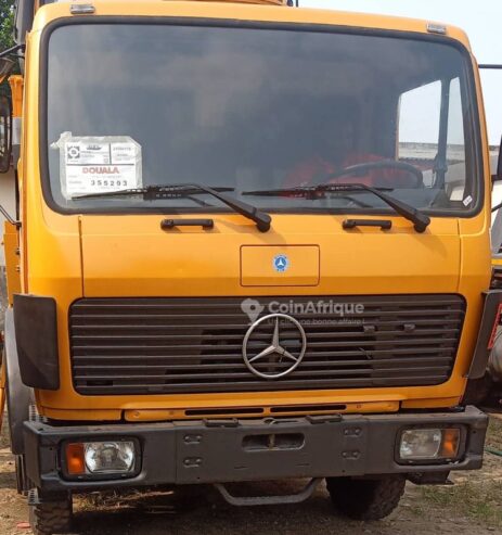 Mercedes-Benz 1017