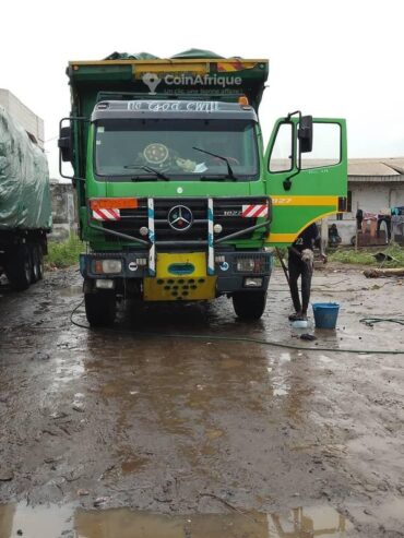 Mercedes-Benz Camion 1827 2007