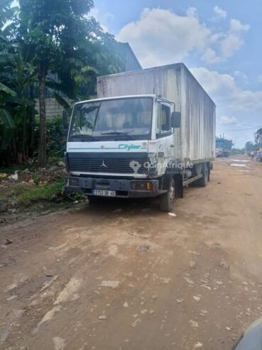 Mercedes-Benz Camionnette 914 2008