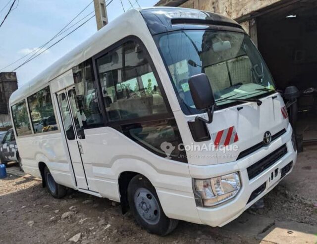 Toyota Coaster 2019
