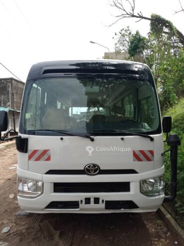 Toyota Coaster 2020