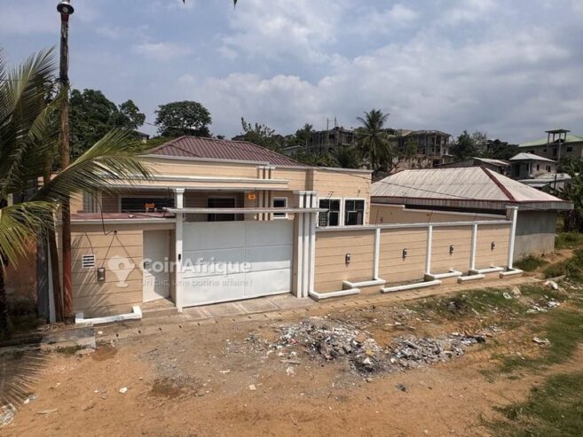 Vente villa duplex 6 pièces – Douala