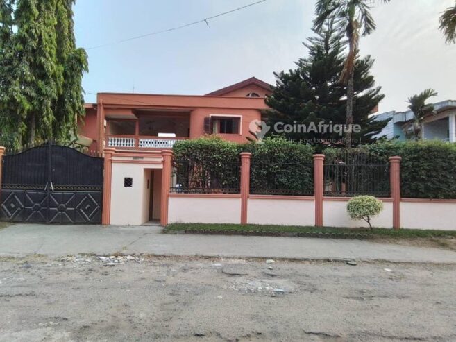 Vente villas 8 pièces – Douala