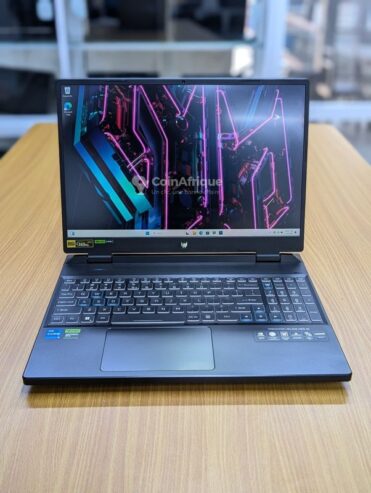 PC Gaming Predator  Helios Neo 16 core i5