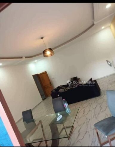 Location villa 4 pièces – Bonapriso