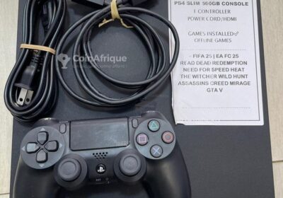 PlayStation 4 Slim + 7 jeux