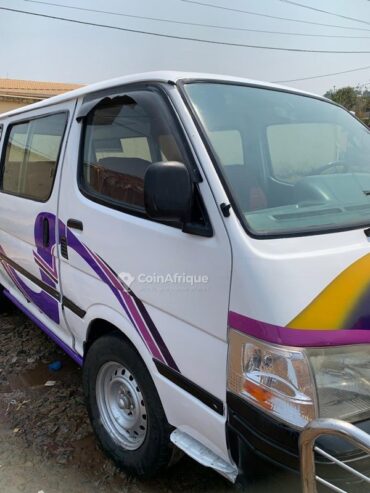 Toyota Hiace 2002