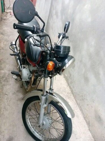 Bajaj Boxer100 2023