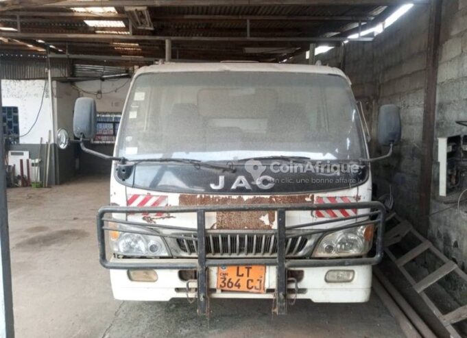 JAC JS4 2000