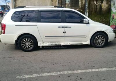 Location Kia Canival 2010