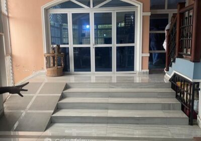 Location villa 18 pièces – Douala