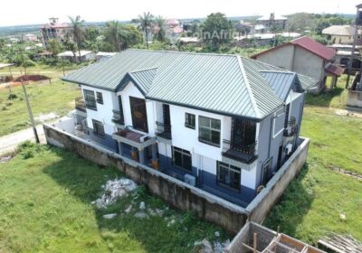 Location villa duplex – Bonaberie Bomono