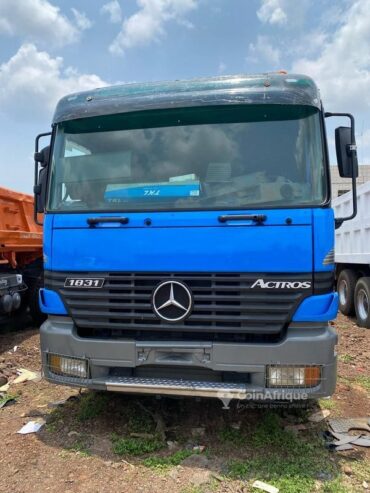 Mercedes-Benz Tracteur 1841 2005