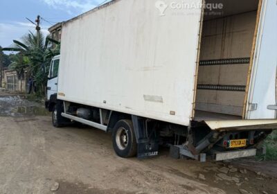 Mercedes-Benz camionnette 2007