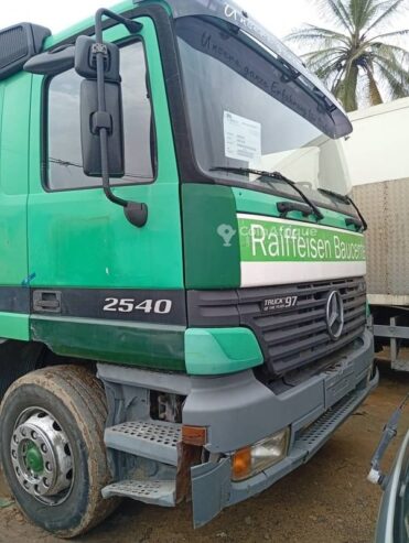 Mercedes-Benz mp1 2540 2003