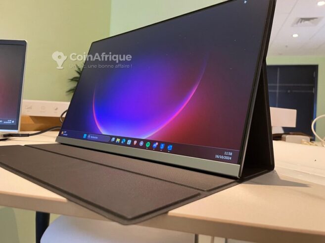 Moniteur portable P4 15.6″