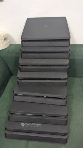 PlayStation 4 Slim + 7 jeux