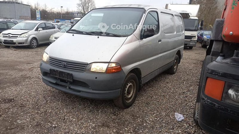 Toyota Hiace 2004
