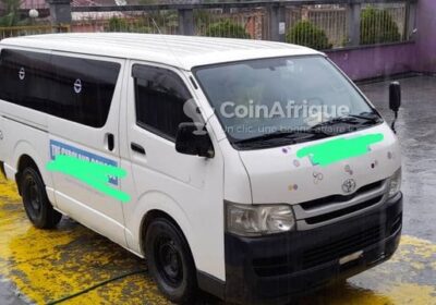 Toyota Hiace 2010