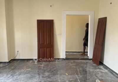 Vente villa – Yaounde Odza petit marche