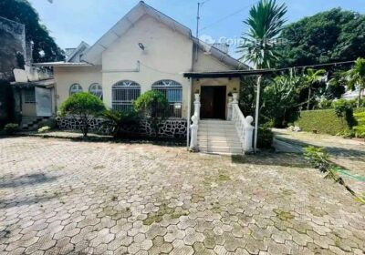 Vente villa duplex 4 pièces – Bali Douala