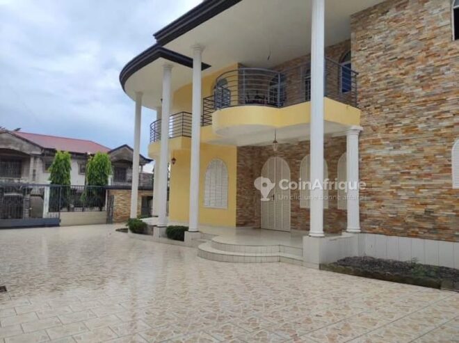 Vente villa duplex 5 pièces – Douala