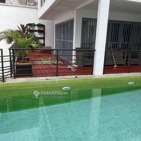 Vente villa duplex 7 pièces – Bonapriso