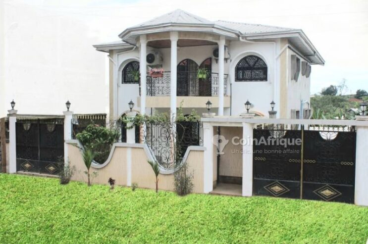 Vente villas 8 pièces – Douala