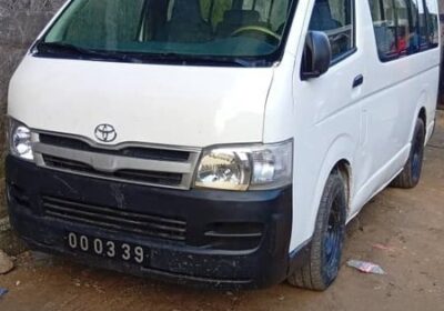 Toyota Hiace 2012