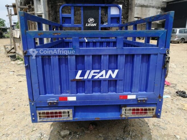 AXR Trycicle Lifan 2002